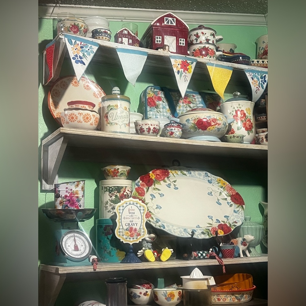 Mondays Glam Tram 🚊 share show train! Jewelry, Vintage finds & home goods - Picture 4 of 4